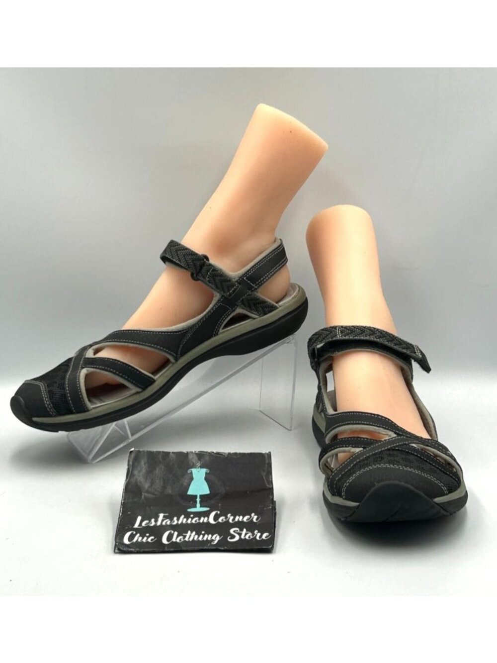 Keen Women's Black Sage Strappy Criss Cross Outdoor Sandals Size 10 3536 - Picture 1 of 16
